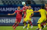 Thua Malaysia, đội của ông Shin Tae-yong chờ tấm vé vớt vào bán kết