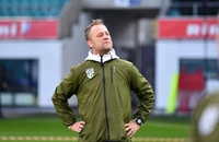 Polking muốn đánh bại đội từng thắng tuyển Việt Nam 2-0