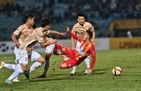 Soán ngôi nhì bảng của ĐA. Thanh Hóa, Kiatisak gửi “thông điệp cứng” đến TX. Nam Định