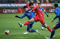 Tuyển Thái Lan tính đường đánh bại Hàn Quốc, Việt Nam vật vã với Indonesia