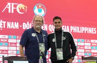 HLV Tom Saintfiet: “Việt Nam là kèo trên nhưng chúng tôi đến đây để lấy 3 điểm”