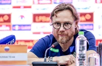 HLV Valery Karpin bắt bài tuyển Thái Lan và muốn thắng để vô địch sớm