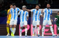 Bán kết futsal World Cup 2024: Pháp chạm trán Argentina, xứ “tango” không cho Kazakhstan phá bĩnh