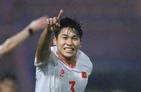U-17 Việt Nam đoạt vé vớt sau hiệp 2 'đá ma' ngán ngẩm với Yemen