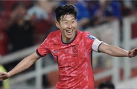Son Heung-min lần thứ tư lên ngôi mà không có đối thủ