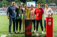 Đội tuyển Singapore "lấy vía" 26 năm bất thành