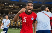 Trung vệ Hariss Harun: “Singapore bị đánh cắp 1 quả phạt đền”