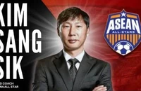 HLV Kim Sang- sik dẫn dắt 'đội tuyển Đông Nam Á' chạm trán MU