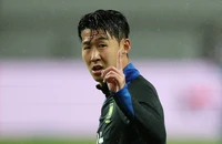 Đùa với 'quốc bảo' Son Heung-min là... mọt gông