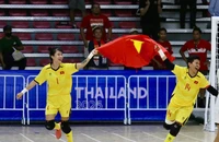 Tuyển Việt Nam lấy vàng futsal nữ trên đất Thái Lan