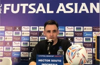 HLV Hector Souto khóc và nghĩ về vợ, con