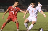 Bóng đá là sân khấu 4 mặt, làm sao qua mặt ông Lee Woon-jae? 