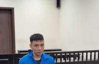 Phạm nhân đang điều trị bệnh tâm thần thì trốn ra ngoài tổ chức... cho vay lãi nặng 