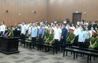 Màn đối chất giữa giám đốc với kiểm toán viên tại phiên xử ông Trịnh Văn Quyết