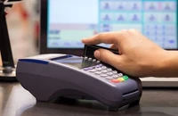 Cho thuê máy POS, rồi tiện tay rút luôn tiền tỉ đầu tư chứng khoán