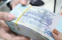 Luật sư rởm đòi 2 tỉ để chạy thủ tục cấp phép thuốc tân dược