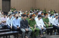Cựu chủ tịch tỉnh Vĩnh Phúc khai về chuyện 'cải thiện quan hệ' với ông chủ Tập đoàn Phúc Sơn