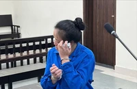 Nữ bị cáo sử dụng tài khoản Facebook "Đời luôn bạc" để lừa đảo
