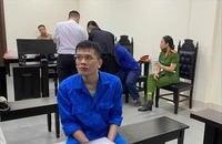 Cựu cán bộ nhập khống dữ liệu xuất nhập cảnh cho 15 người nước ngoài 