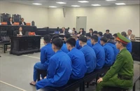 Băng nhóm mang theo hung khí rượt đuổi đâm người trọng thương tại Hà Nội