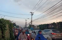 Dân TP.HCM ngán ngẩm khi lưu thông trên đường Đỗ Xuân Hợp