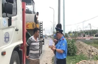 1 tháng TP.HCM xử phạt 4,5 tỉ đồng xe chở hàng quá tải
