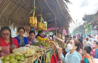 Ăn ngon, chơi vui trong 'Tuần lễ trái cây trên bến, dưới thuyền'