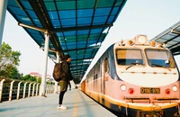 Ấn tượng chuyến du lịch Ninh Bình, Nghệ An bằng tàu hỏa