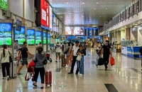 30 chuyến bay từ sân bay Tân Sơn Nhất bị chậm bởi mưa lớn 