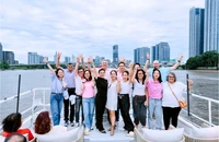 Du lịch đường sông TP.HCM thay áo mới