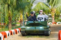 Tiết lộ 'công thức xê dịch’ mới của giới trẻ Việt Nam