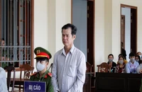 Chồng đánh chết vợ vì ghen, ra tòa khóc lóc thảm thiết