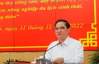 Chủ tịch Cần Thơ đối thoại với nông dân 