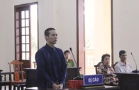 Mâu thuẫn, kẻ nghiện rượu phóng hỏa đốt nhà hàng xóm để trả thù