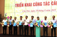 9 phó giám đốc sở ở TP Cần Thơ được nghỉ hưu trước tuổi