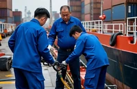 Thuyền trưởng và 2 thuộc cấp bị truy tố vì tham ô 104.000 lít xăng
