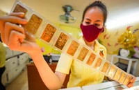 Giá vàng miếng SJC tăng chóng mặt, cơ hội để nhà đầu tư đu đỉnh 'về bờ'