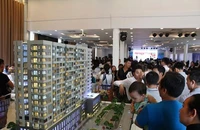 Doanh nghiệp địa ốc tăng tốc hút vốn từ kênh trái phiếu