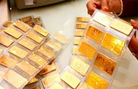 Giá vàng SJC quay đầu tăng sốc, có nơi tăng 1,5 triệu