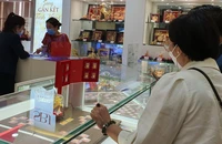 Vàng nhẫn 9999 vẫn duy trì 'phong độ', vàng miếng SJC lao dốc