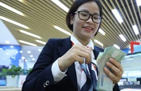Ngân hàng kiểm soát chặt chẽ lãi suất tiền gửi, ổn định mặt bằng lãi suất