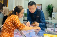 Giá vàng SJC đột ngột tăng nóng