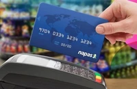 Phát triển thẻ tín dụng nội địa nhằm 'dẹp' tín dụng đen