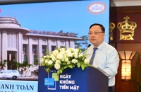 Thanh toán không tiền mặt tăng trưởng nhanh