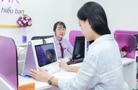 Từ 1-7, chưa có CCCD gắn chip, muốn chuyển tiền từ 10 triệu/lần phải đi ngân hàng