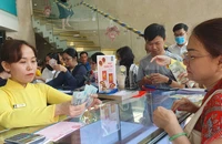 Doanh nghiệp mua vàng nhẫn 9999 với giá cao hơn hẳn vàng miếng
