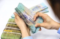 Nhiều ngân hàng bơm vốn, giảm lãi cho vùng bão lũ
