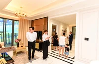 Sóng bất động sản trở lại: Người mua thực khó chen chân