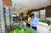 Lãi suất cho vay bất động sản 'âm thầm' tăng trở lại và thử thách cho thị trường 