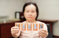 Giá bạc trong nước 'loạn nhịp' khi thế giới vượt mốc 61 USD/ounce